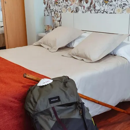 A Casa Antiga Do Monte Turísticos - Pontecesures Apartamento Padrón