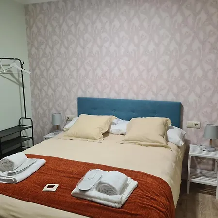 Apartament A Casa Antiga Do Monte Turisticos - Pontecesures