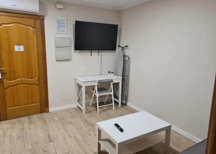 A Casa Antiga Do Monte Turisticos - Pontecesures Apartament *